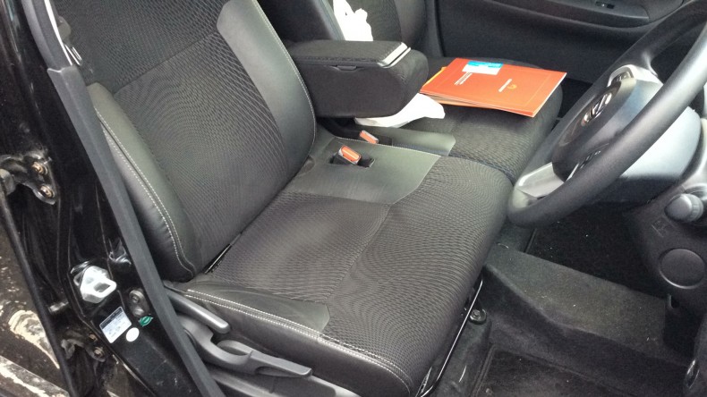 内装前方シート