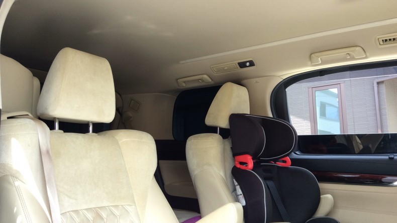 内装後方シート