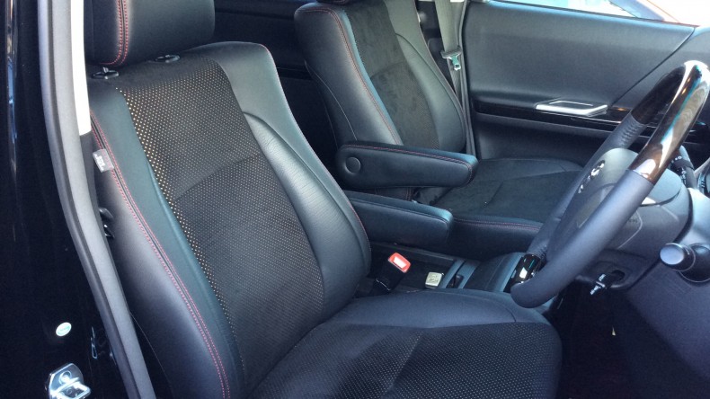 内装前方シート