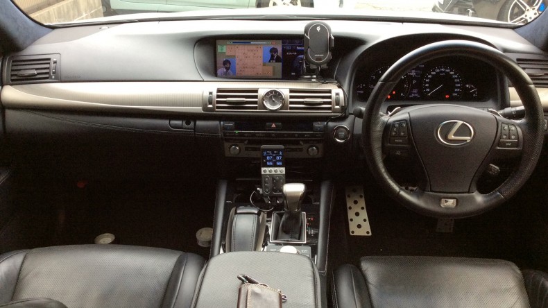 内装インパネ全体