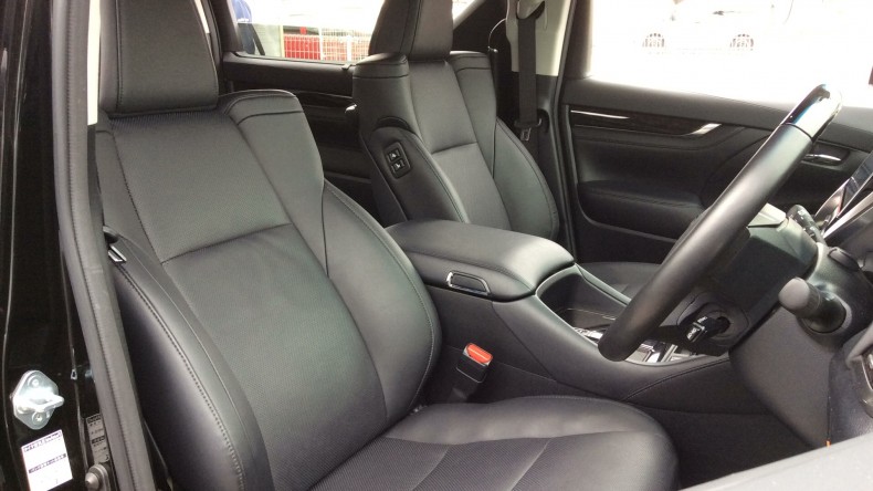 内装前方シート