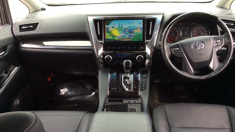 内装インパネ全体