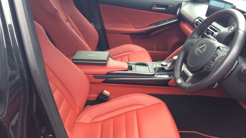 内装前方シート