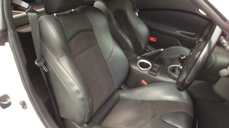 内装前方シート