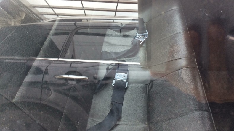 内装後方シート