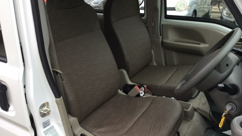 内装前方シート