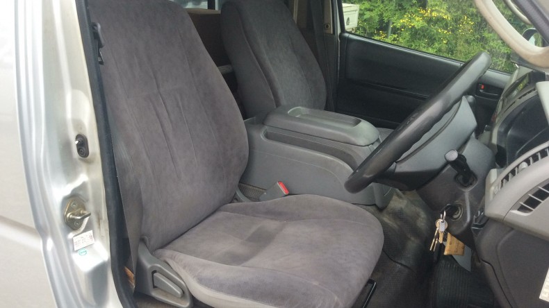 内装前方シート