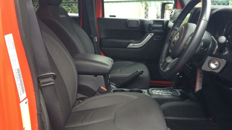 内装前方シート