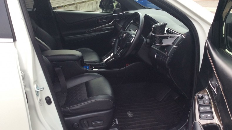 内装前方シート