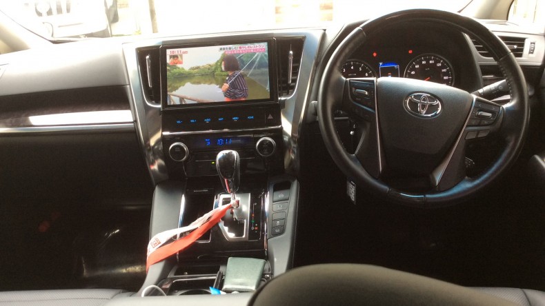 内装インパネ全体