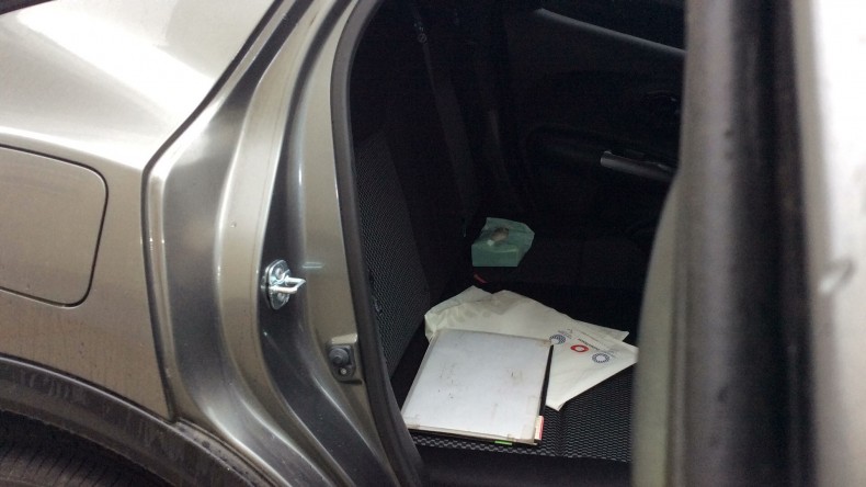 内装後方シート