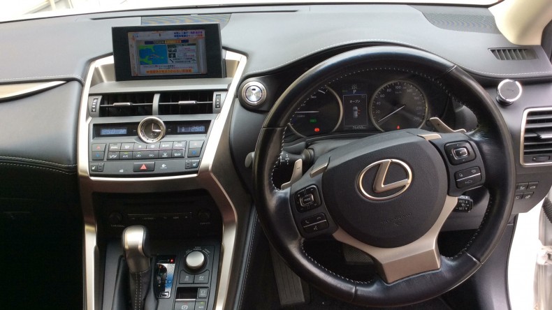 内装インパネ全体