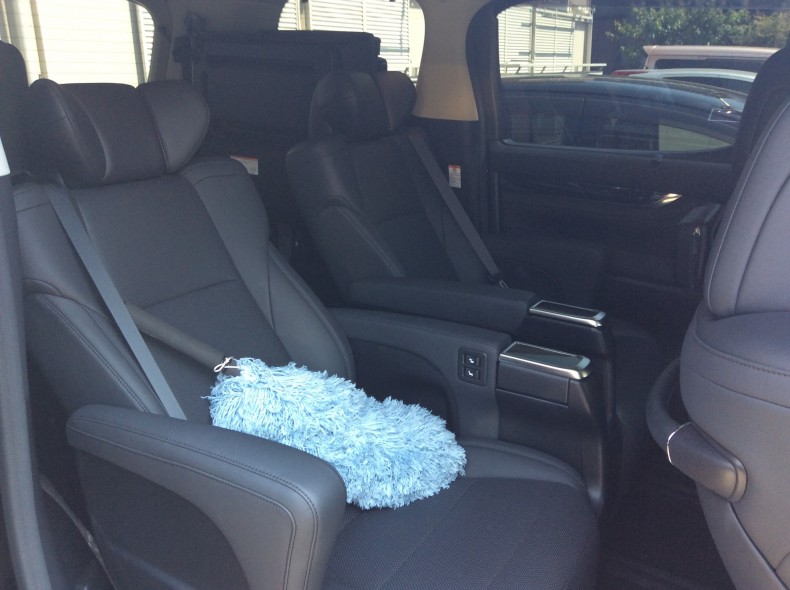 内装後方シート