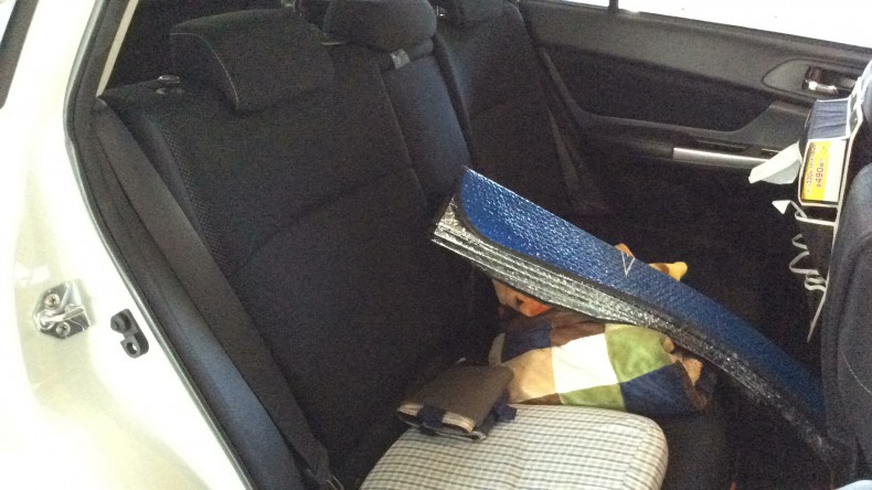 内装後方シート