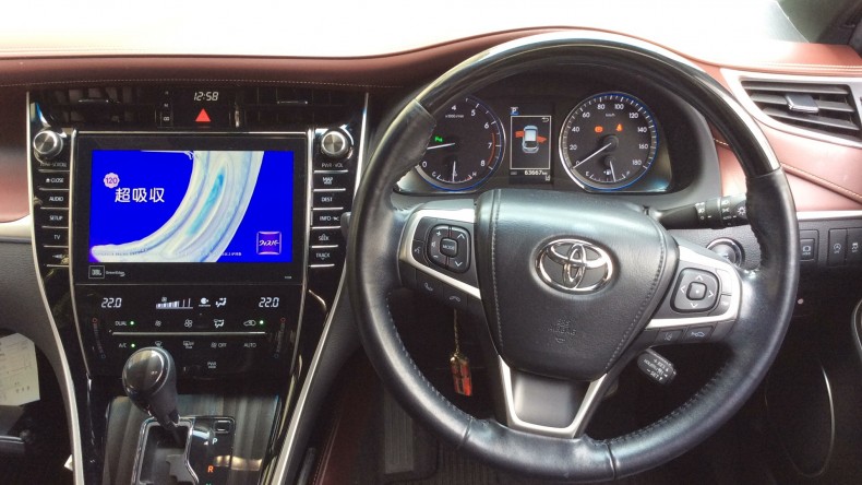 内装インパネ全体