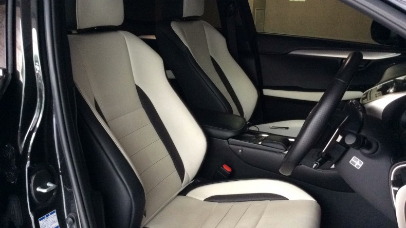 内装前方シート