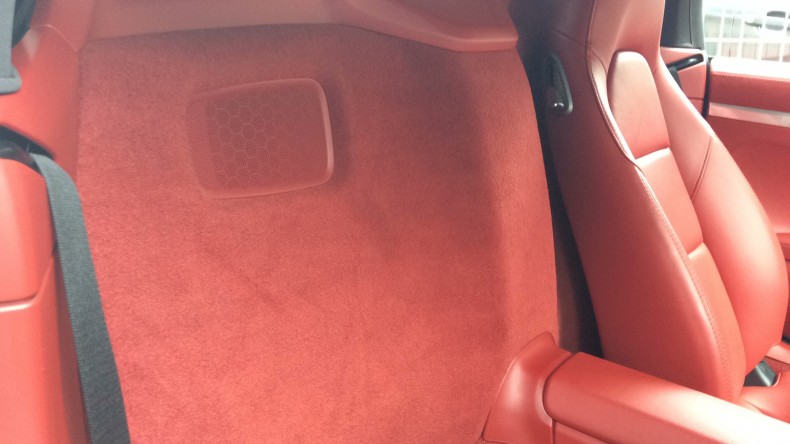 内装後方シート