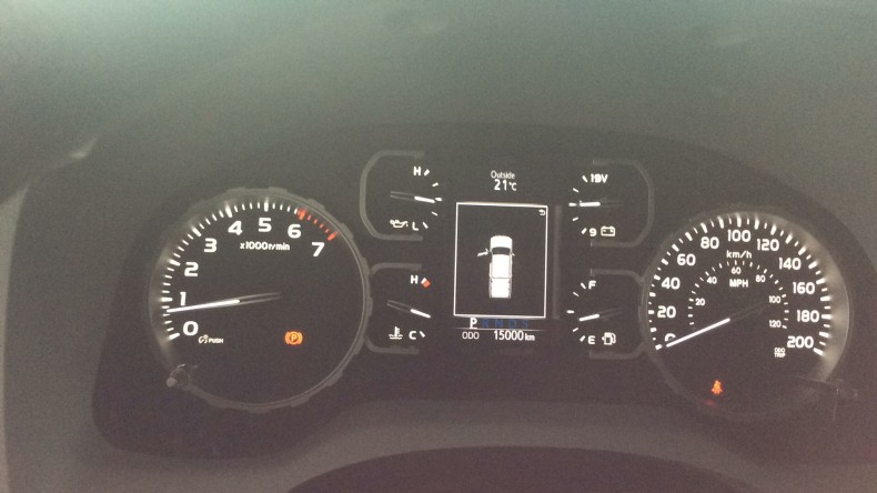 内装メーター