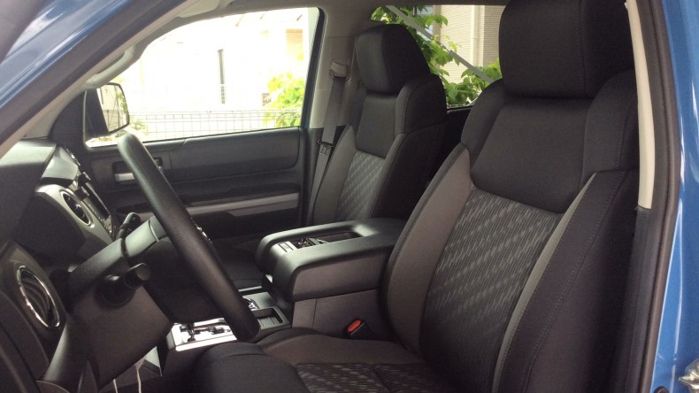 内装前方シート