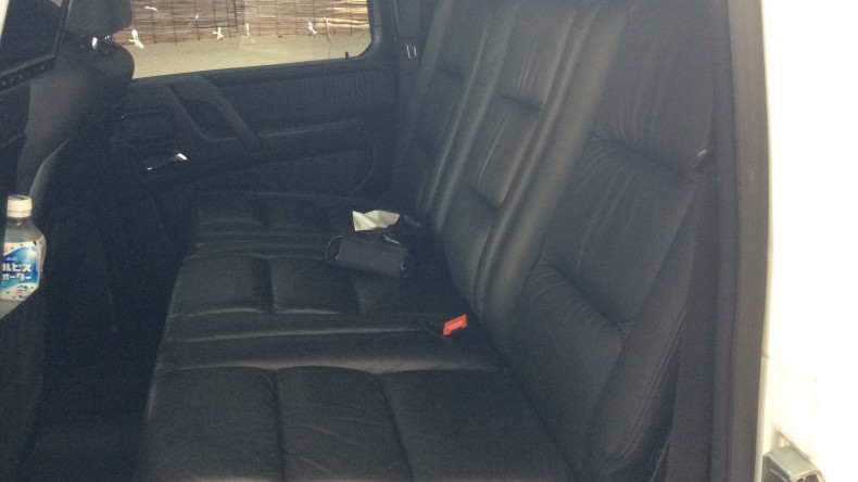 内装後方シート