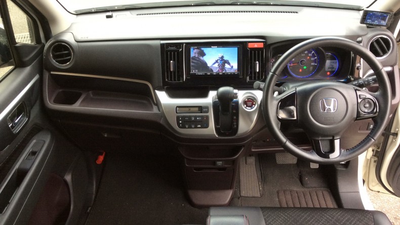 内装インパネ全体