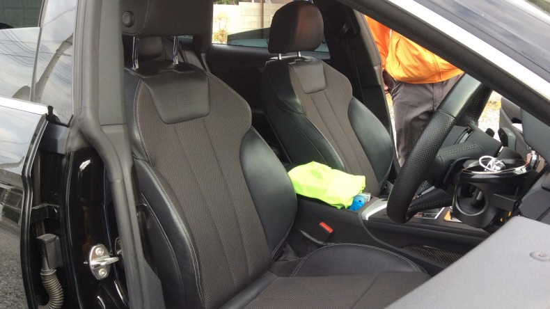 内装前方シート