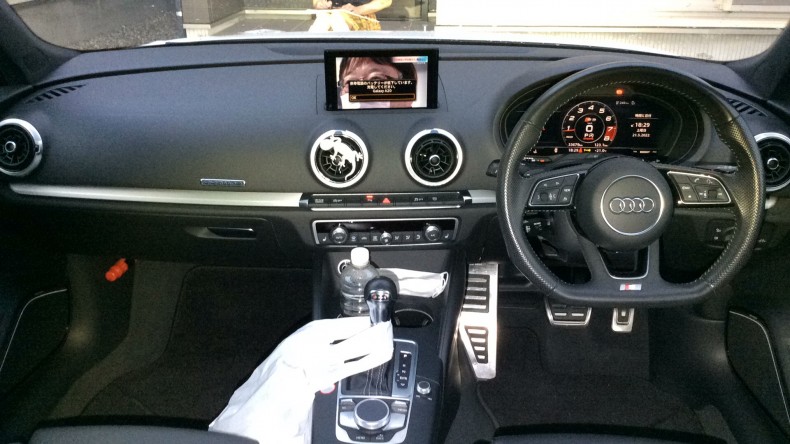 内装インパネ全体