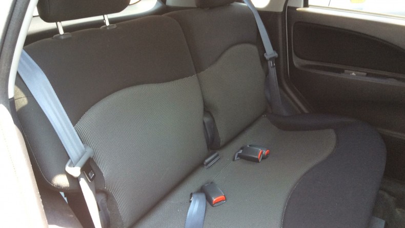 内装後方シート