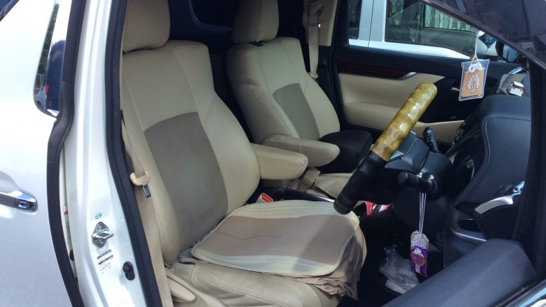 内装前方シート