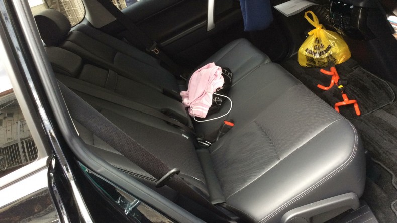 内装後方シート