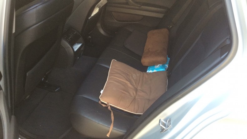 内装後方シート