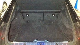 内装トランク
