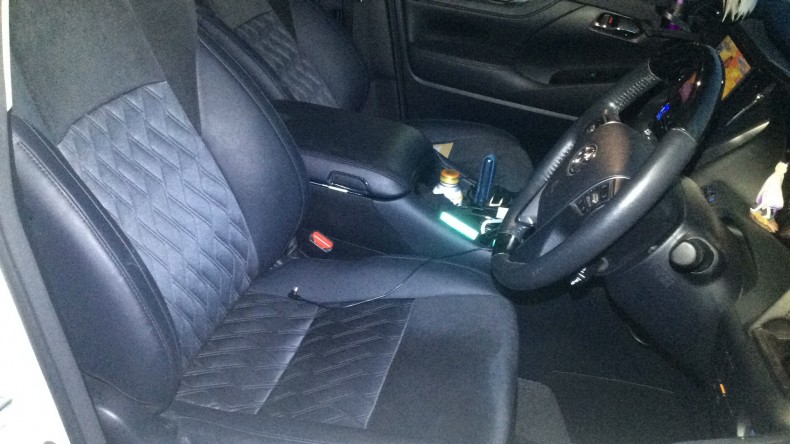 内装前方シート