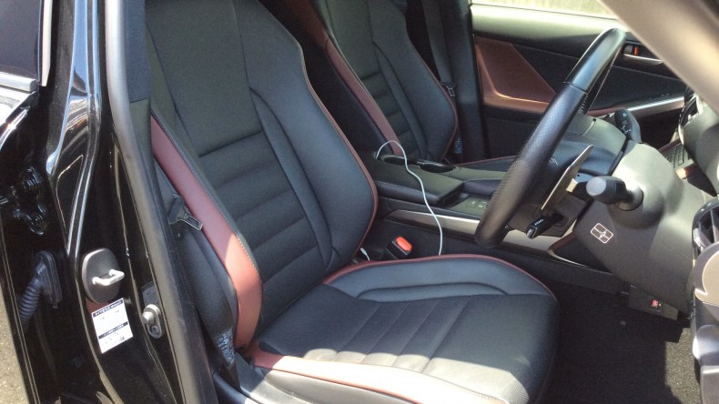 内装前方シート