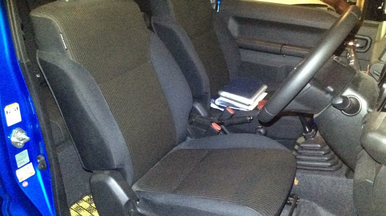 内装前方シート