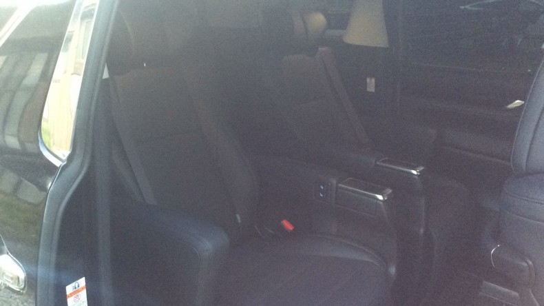 内装後方シート