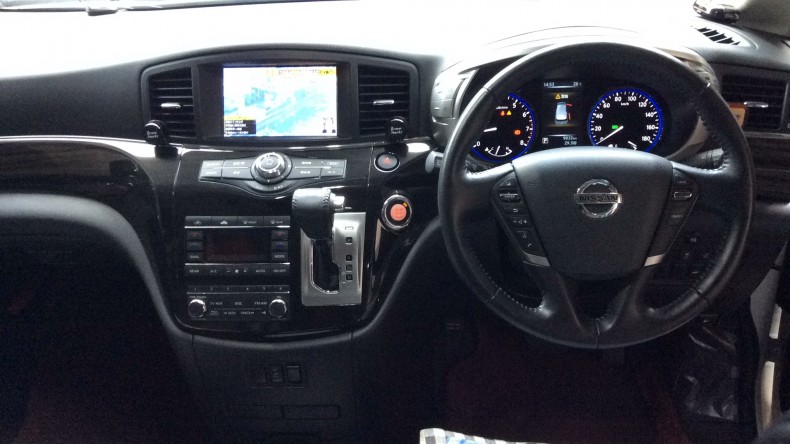 内装インパネ全体