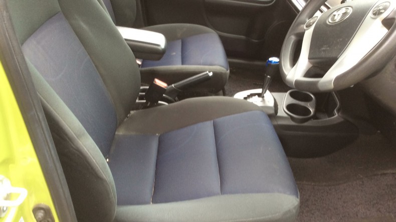 内装前方シート