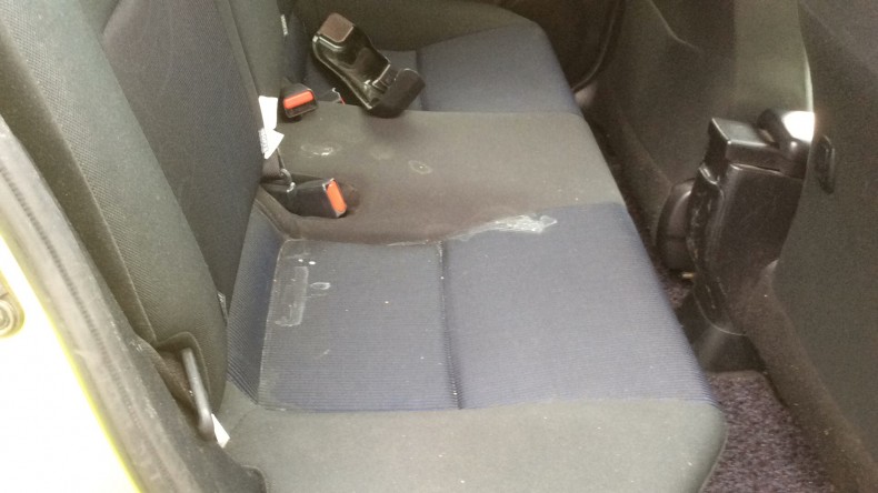 内装後方シート