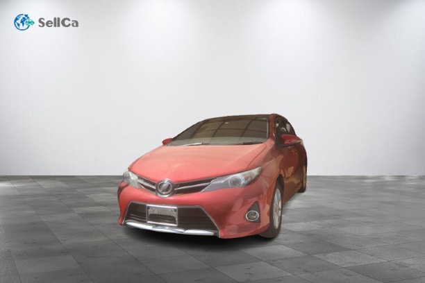 トヨタ　オーリスの車種サムネイル画像