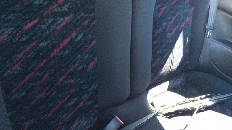 内装後方シート