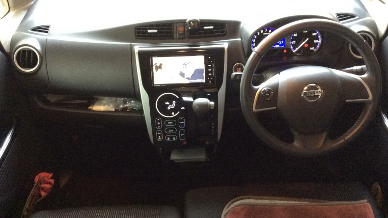 内装インパネ全体