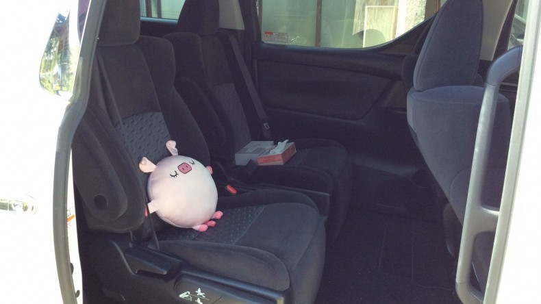 内装後方シート