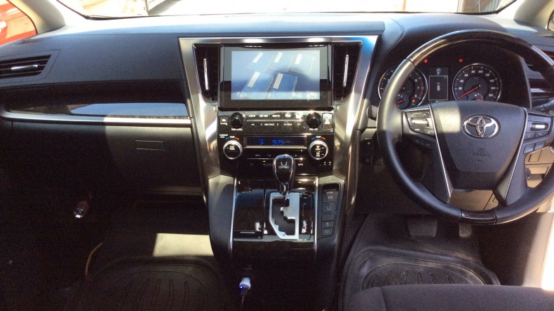 内装インパネ全体