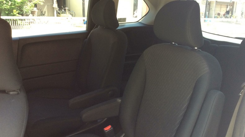 内装後方シート