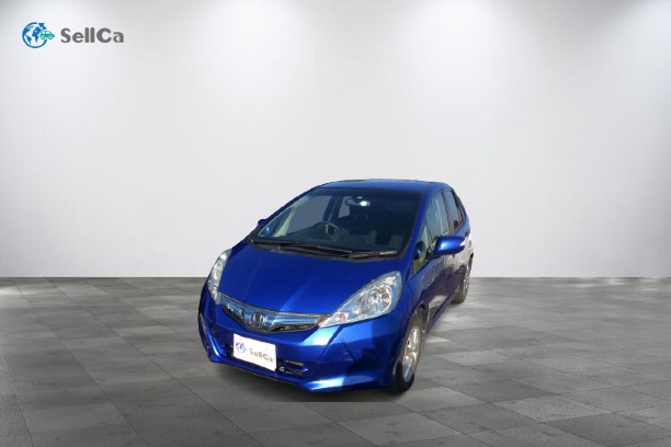 ホンダ/フィットハイブリッド-122013