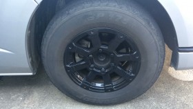 タイヤホイール前