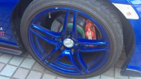 タイヤホイール前