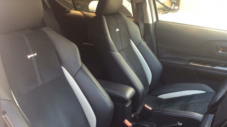 内装前方シート