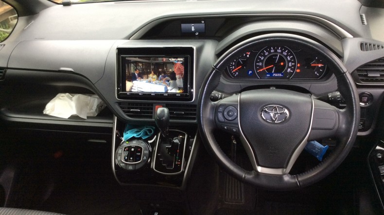 内装インパネ全体